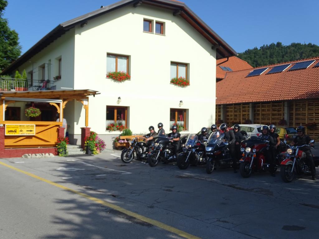 瓦赫尼卡 梅塞克扎普拉娜旅馆酒店 外观 照片